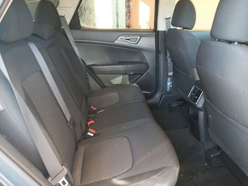 Used 2024 Kia Sportage LX image 21