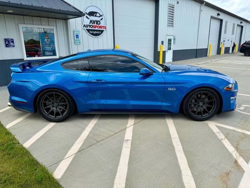 Used 2019 Ford Mustang GT image 9
