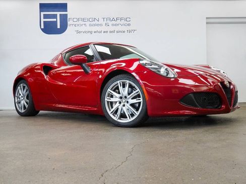 Used 2016 Alfa Romeo 4C Coupe w/ Convenience Group - Coupe RWD image 26