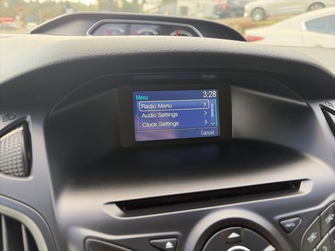 Used 2014 Ford Focus ST image 32