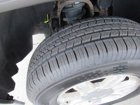 Used 2018 GMC Sierra 1500 SLE image 7