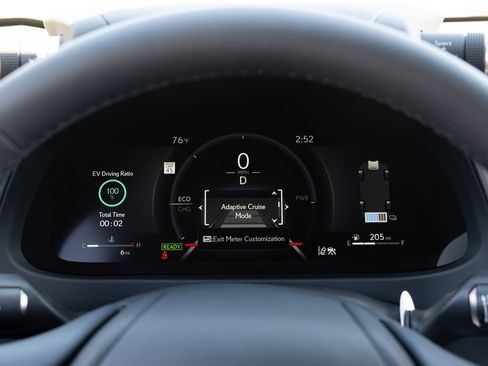 New 2026 Lexus UX 300h FWD image 24