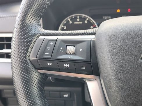 Used 2024 Mitsubishi Outlander AWD image 22