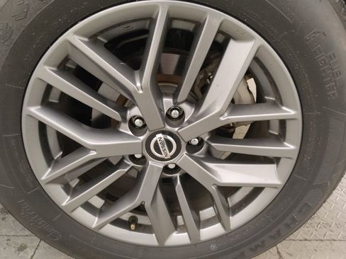Used 2021 Nissan Rogue S FWD image 31