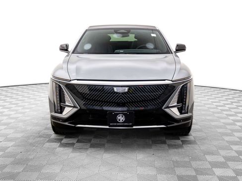 New 2026 Cadillac Lyriq Luxury image 8