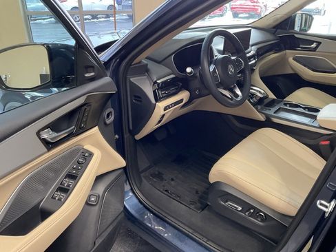 Certified 2025 Acura MDX SH-AWD image 10