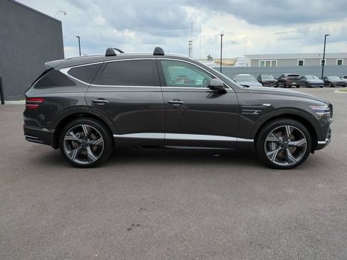 Certified 2025 Genesis GV80 3.5T Prestige AWD/4WD image 3