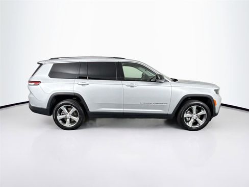 Used 2021 Jeep Grand Cherokee L Limited AWD/4WD image 11