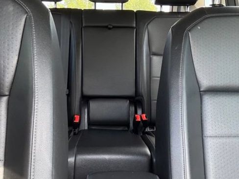 Used 2019 Volkswagen Tiguan SE w/ 3rd Row Seat Package AWD/4WD image 38