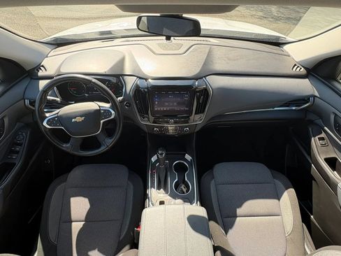 Used 2020 Chevrolet Traverse LT w/ Driver Confidence II Package AWD/4WD image 22