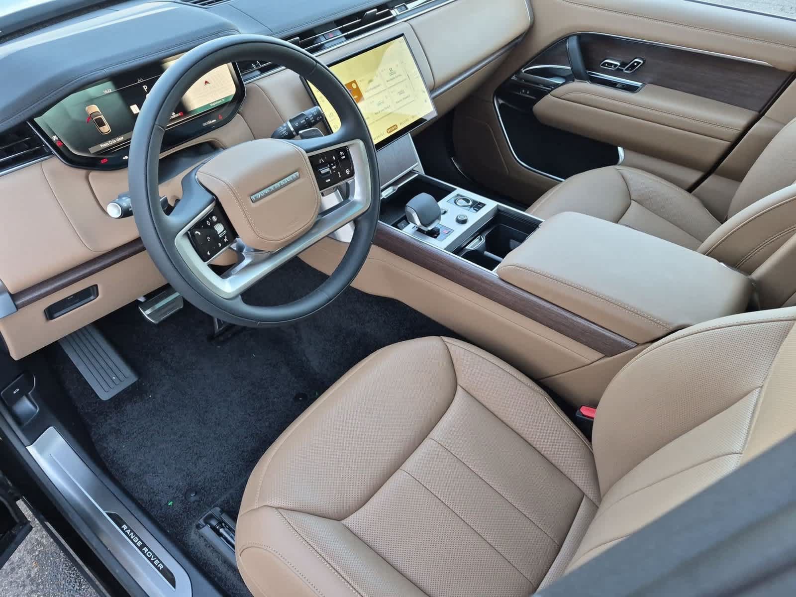 New 2027 Land Rover Range Rover SE AWD/4WD image 2