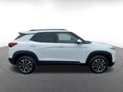 Used 2025 Chevrolet TrailBlazer LT image 16