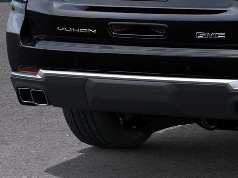 New 2026 GMC Yukon Denali w/ Denali Reserve Package AWD/4WD image 14