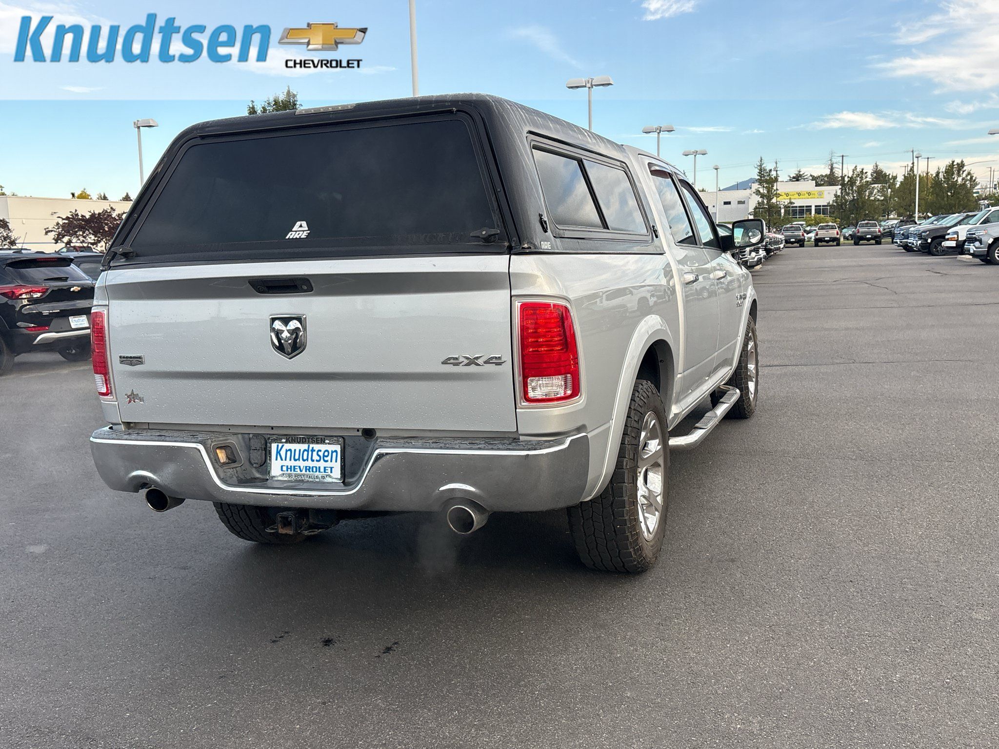 Used 2017 RAM 1500 Laramie AWD/4WD image 4