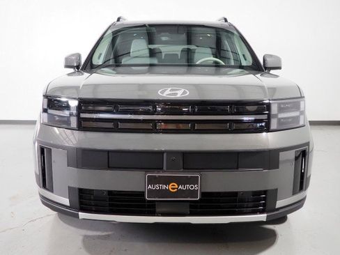 Used 2025 Hyundai Santa Fe Limited image 60