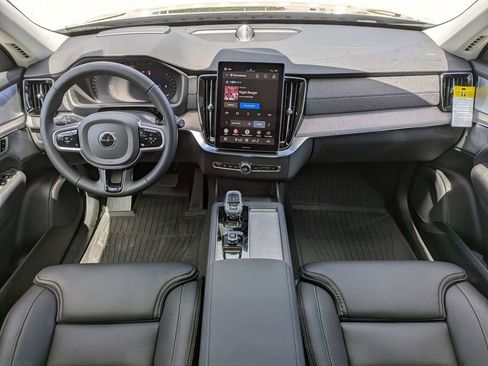 New 2026 Volvo XC90 B5 Ultra w/ Protection Package Premier AWD/4WD image 21