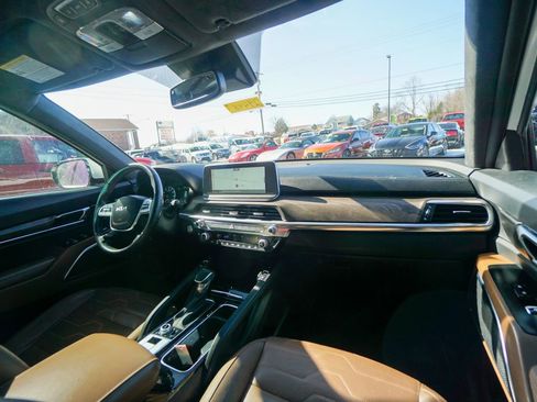 Used 2022 Kia Telluride SX w/ SX Prestige Package AWD/4WD image 16