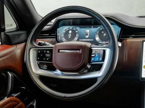 Used 2025 Land Rover Range Rover Long Wheelbase Autobiography AWD/4WD image 24