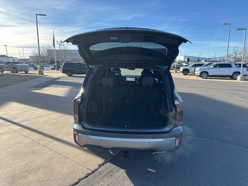 Used 2023 Kia Telluride EX X-Line image 23