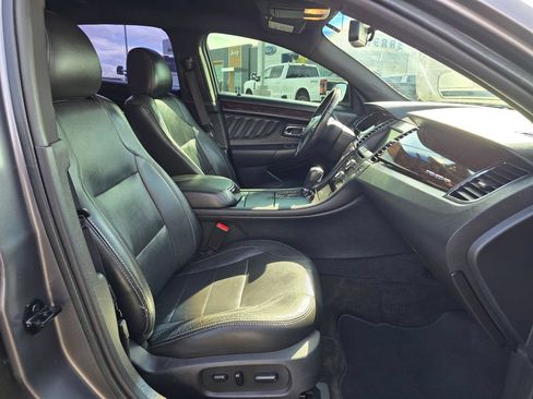 Used 2014 Ford Taurus Limited FWD image 15