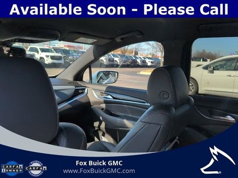 Used 2024 Buick Enclave Essence w/ Sport Touring Edition FWD image 10