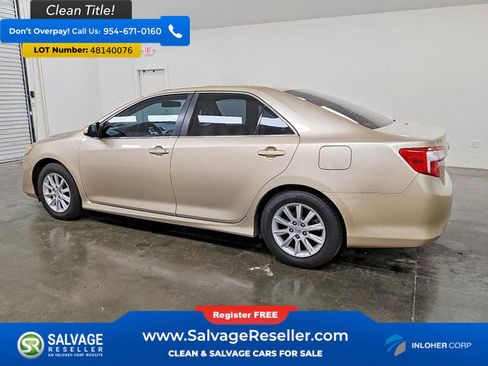 Used 2012 Toyota Camry FWD image 3