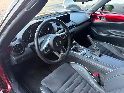 Used 2025 MAZDA MX-5 Miata Club w/ Brembo/BBS Recaro Package RWD image 13