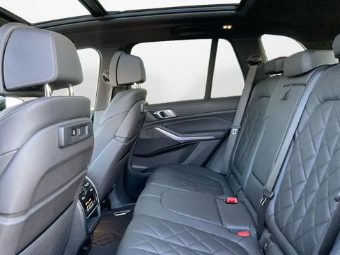 Certified 2023 BMW X5 xDrive40i w/ Luxury Seating Package image 13