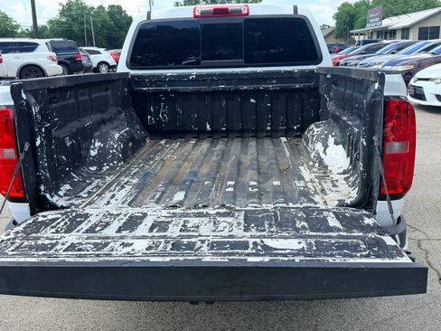 Used 2016 Chevrolet Colorado LT w/ LT Convenience Package RWD image 9