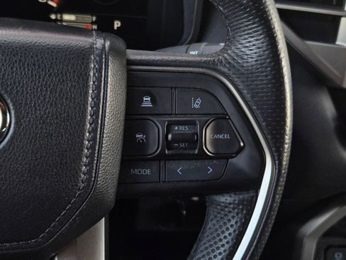 Used 2025 Toyota Tundra Limited image 20