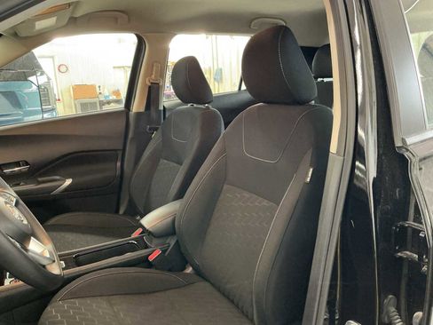 Used 2024 Nissan Kicks SR image 20