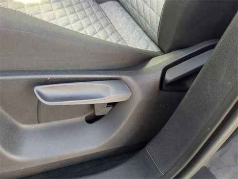 Certified 2025 Volkswagen Tiguan S image 18