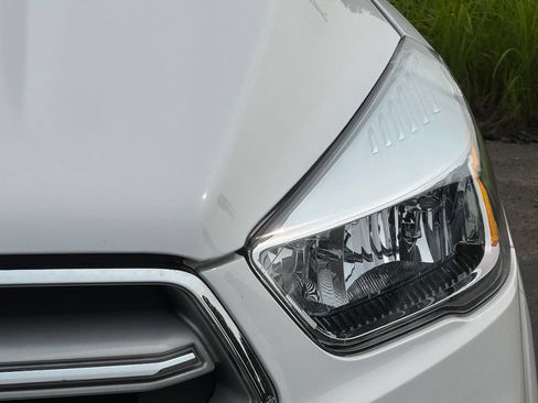 Certified 2019 Ford Escape SE AWD/4WD image 5