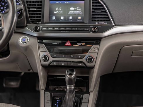 Used 2018 Hyundai Elantra Value Edition w/ Cargo Package image 27