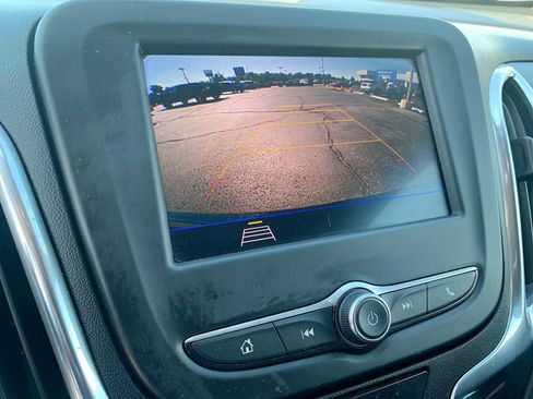 Certified 2021 Chevrolet Equinox LT image 14