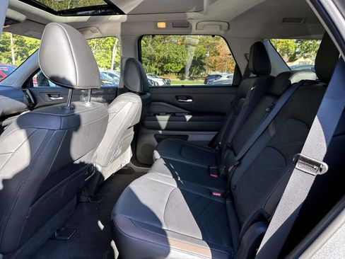 Certified 2025 Nissan Pathfinder Platinum w/ Cargo Package image 12