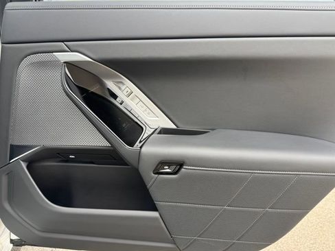 Certified 2025 BMW 740i xDrive 740i xDrive image 30