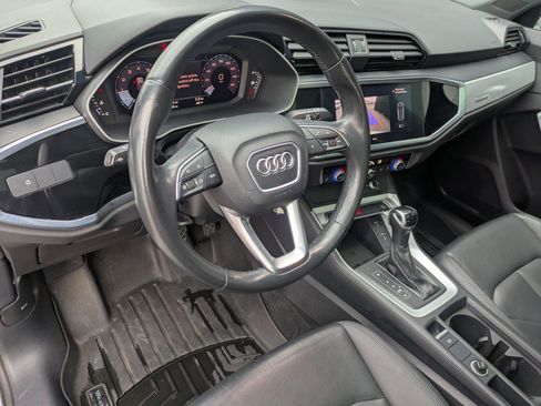 Used 2021 Audi Q3 2.0T Premium image 11