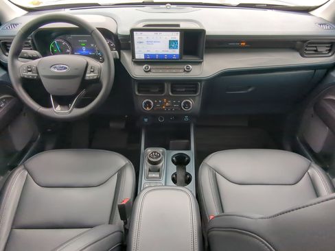 Certified 2024 Ford Maverick Lariat w/ Black Appearance Package image 13