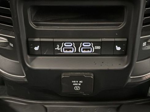 Used 2019 RAM 2500 Laramie AWD/4WD image 35