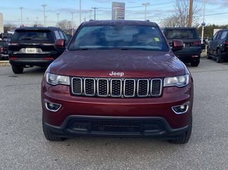 Used 2020 Jeep Grand Cherokee Laredo video 2