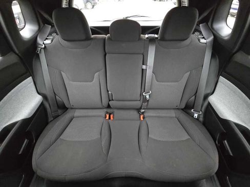 Used 2023 Jeep Compass Sport image 17