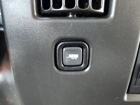 Used 2025 Chevrolet Express 3500 LS RWD image 22