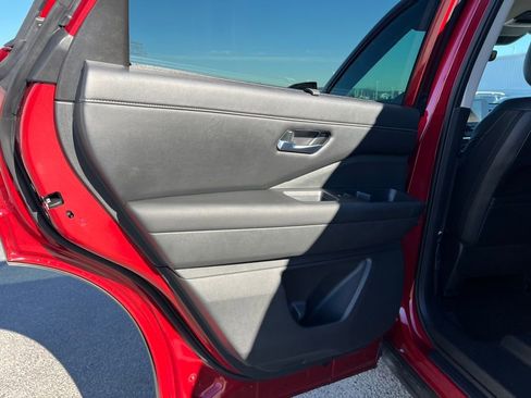 Used 2023 Nissan Pathfinder SL image 15