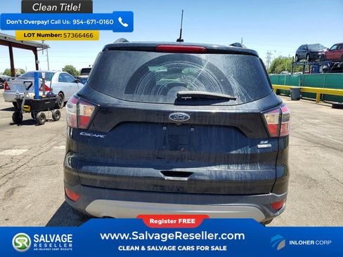 Used 2017 Ford Escape SE w/ Equipment Group 201A AWD/4WD image 8