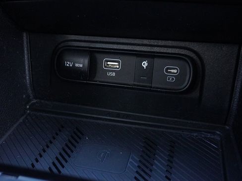 Used 2025 Kia Sportage EX image 52