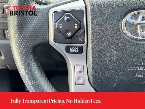 Used 2021 Toyota 4Runner Limited AWD/4WD image 30