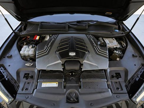 Used 2019 Lamborghini Urus image 22