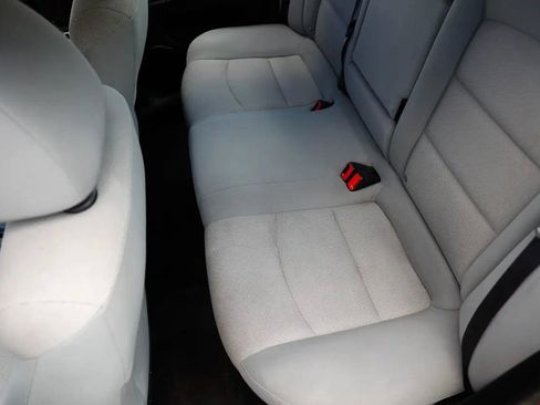 Used 2016 Chevrolet Cruze LT image 10