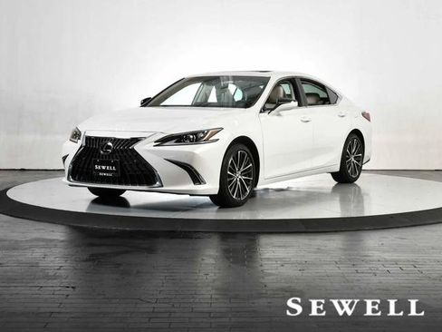 Certified 2025 Lexus ES 350 w/ Premium Package FWD image 1